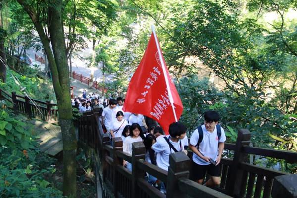 解答疑惑,来晚上流鼻血怎么办蜗牛问答平台找答案