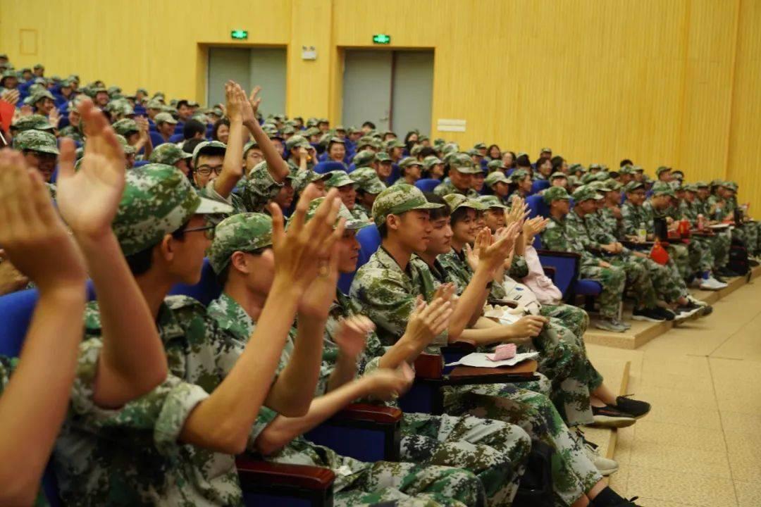 妙鸭相机app下载官网